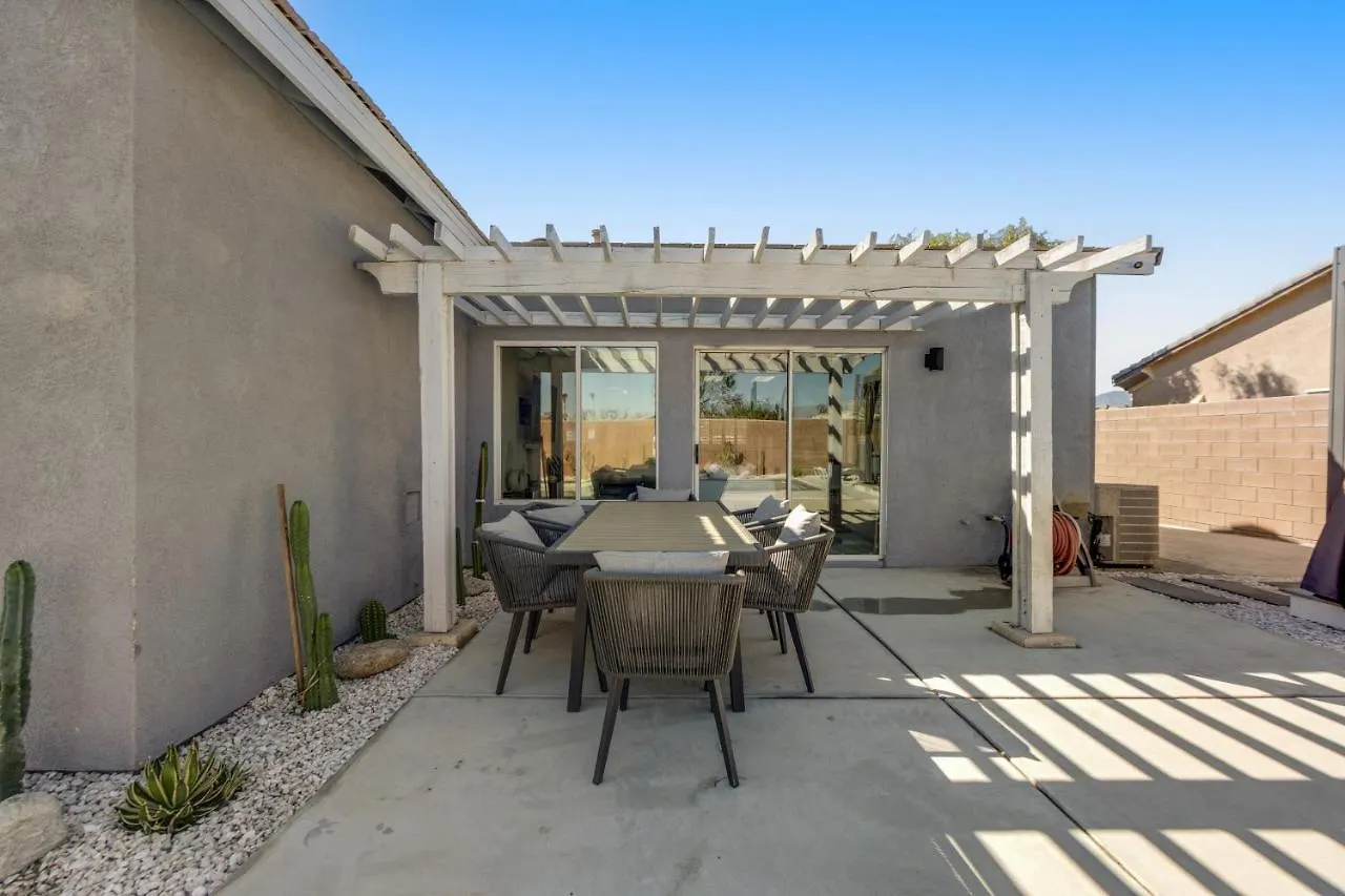 Mod And Marvelous Permit #17572 Villa Palm Springs 0*,  United States